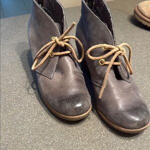 Sperry Top Sider Gray Leather Ankle Boots